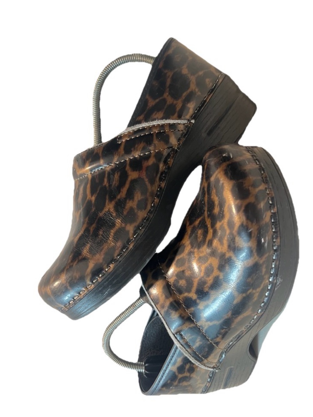 Dansko Cheetah Print Pattern Clogs Shoes Women’s Size 9.5-10 (40)